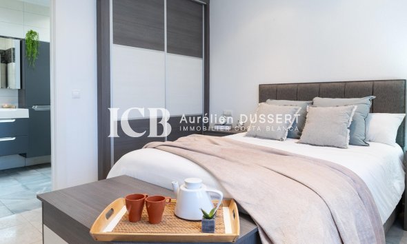 Reventa - Casa independiente -
Orihuela Costa - Playa Flamenca