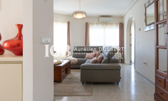 Reventa - Casa independiente -
Orihuela Costa - Playa Flamenca