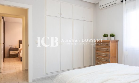 Reventa - Casa independiente -
Orihuela Costa - Playa Flamenca