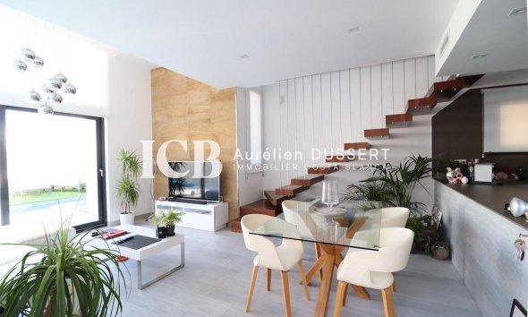 Reventa - Villa -
Orihuela Costa - Lomas de Cabo Roig