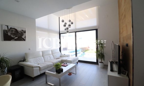 Reventa - Villa -
Orihuela Costa - Lomas de Cabo Roig