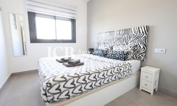 Reventa - Apartamento / piso -
Pilar de la Horadada - Zona Pueblo