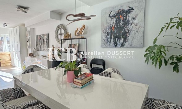 Reventa - Adosado -
Orihuela Costa - Villamartín