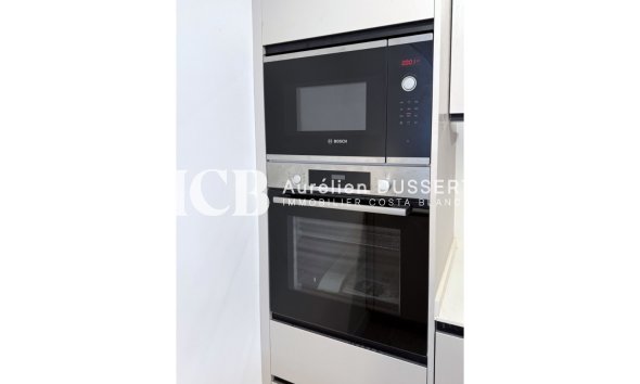 Reventa - Apartamento / piso -
Torrevieja - Centro