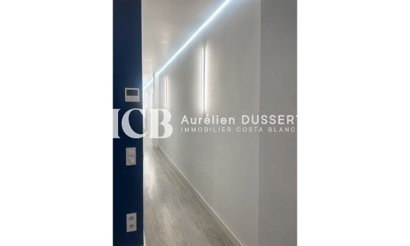 Reventa - Apartamento / piso -
Torrevieja - Centro