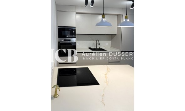 Reventa - Apartamento / piso -
Torrevieja - Centro