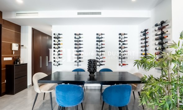 Reventa - Apartamento / piso -
Torrevieja - Centro