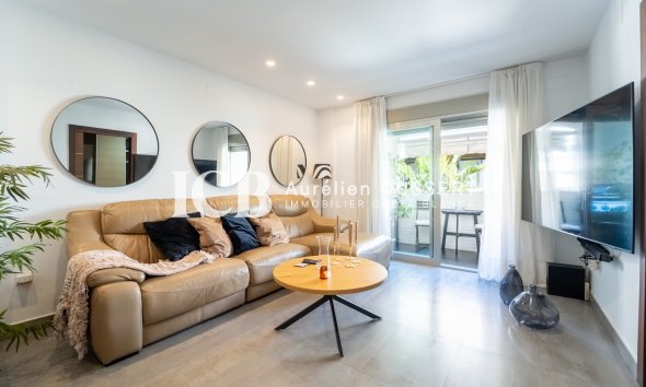 Reventa - Apartamento / piso -
Torrevieja - Centro