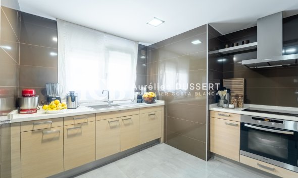 Reventa - Apartamento / piso -
Torrevieja - Centro