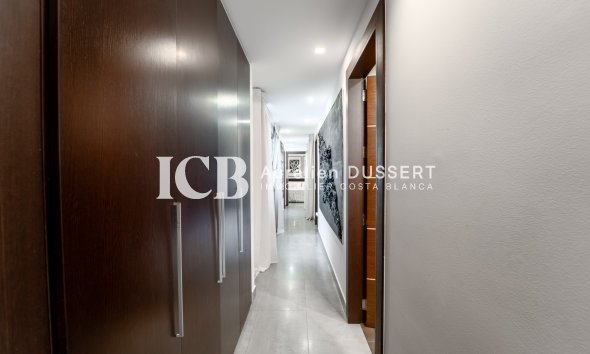 Reventa - Apartamento / piso -
Torrevieja - Centro