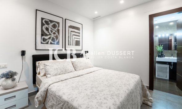 Reventa - Apartamento / piso -
Torrevieja - Centro