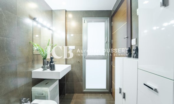 Reventa - Apartamento / piso -
Torrevieja - Centro