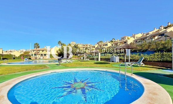 Reventa - Adosado -
Orihuela Costa - Lomas de Campoamor