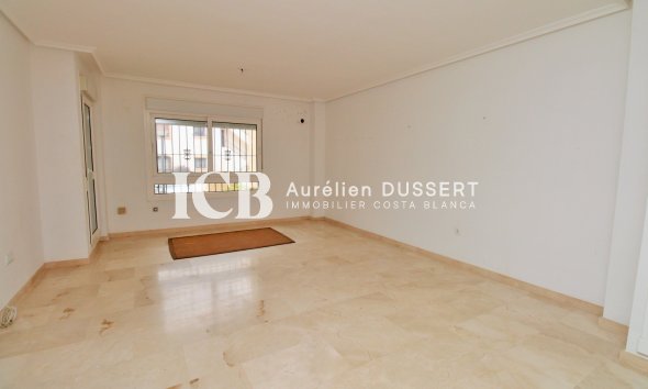 Reventa - Apartamento / piso -
Orihuela Costa - Playa Flamenca