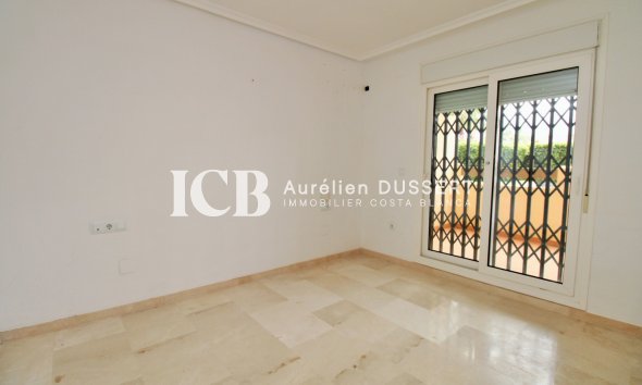 Reventa - Apartamento / piso -
Orihuela Costa - Playa Flamenca