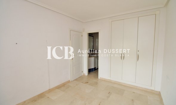 Reventa - Apartamento / piso -
Orihuela Costa - Playa Flamenca