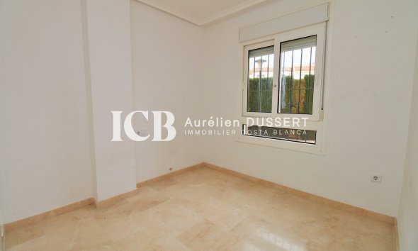 Reventa - Apartamento / piso -
Orihuela Costa - Playa Flamenca