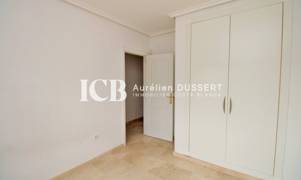 Reventa - Apartamento / piso -
Orihuela Costa - Playa Flamenca