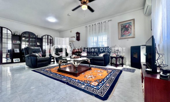 Reventa - Casa independiente -
Orihuela Costa - La Zenia