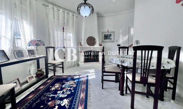 Reventa - Casa independiente -
Orihuela Costa - La Zenia