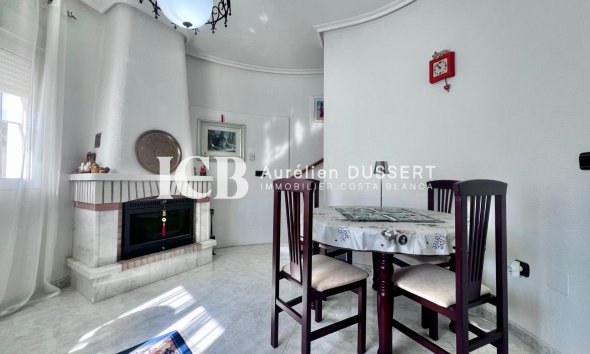 Reventa - Casa independiente -
Orihuela Costa - La Zenia