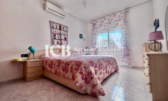 Reventa - Casa independiente -
Orihuela Costa - La Zenia