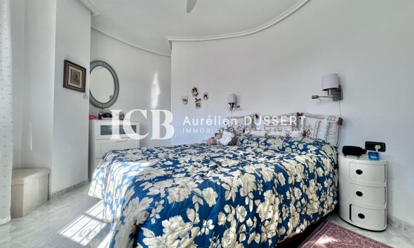 Reventa - Casa independiente -
Orihuela Costa - La Zenia