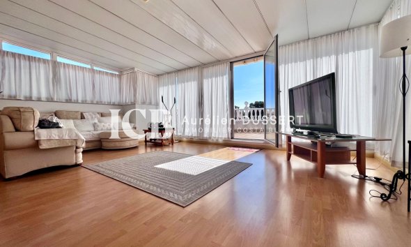 Reventa - Casa independiente -
Orihuela Costa - La Zenia