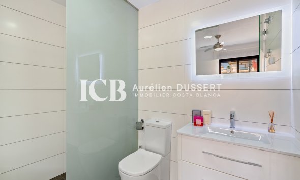 Reventa - Apartamento / piso -
Orihuela Costa - Las Filipinas