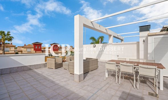 Reventa - Apartamento / piso -
Orihuela Costa - Las Filipinas