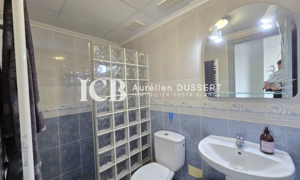 Reventa - Apartamento / piso -
Los Montesinos - Centro