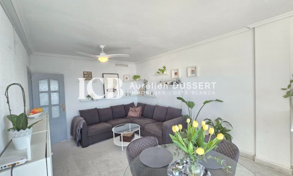 Reventa - Apartamento / piso -
Los Montesinos - Centro