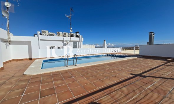 Reventa - Apartamento / piso -
Los Montesinos - Centro