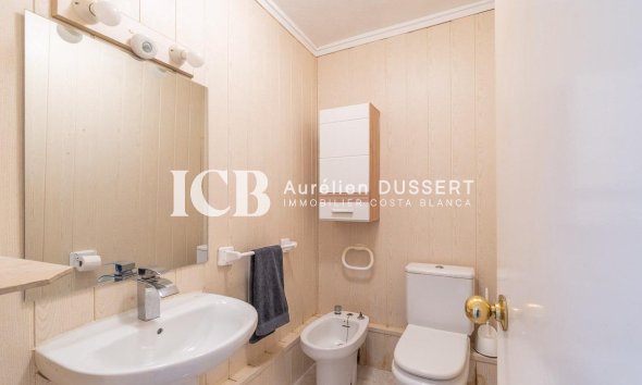 Revente - Appartement -
Punta Prima - Torrevieja