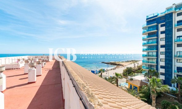 Revente - Appartement -
Punta Prima - Torrevieja