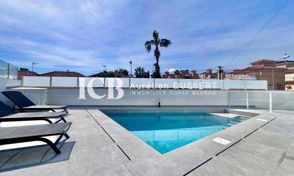 Revente - Maison individuelle -
San Miguel de Salinas - Las filipinas