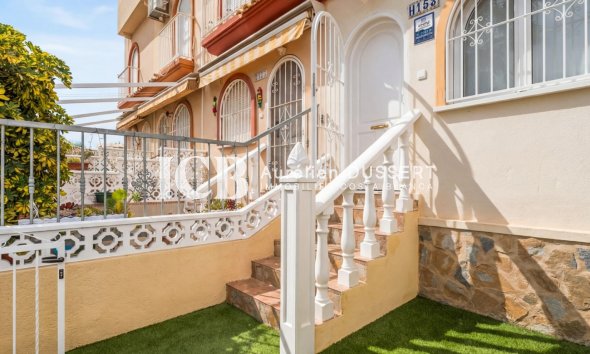 Revente - Maison mitoyenne -
Orihuela Costa - La Florida