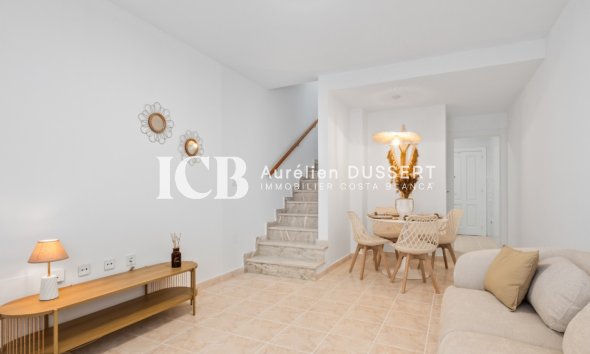 Revente - Maison mitoyenne -
Orihuela Costa - La Florida