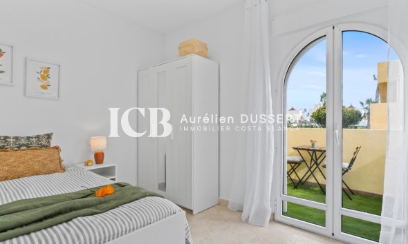 Revente - Maison mitoyenne -
Orihuela Costa - La Florida