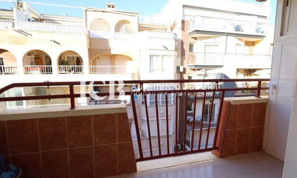 Revente - Appartement -
Torrevieja - Centro