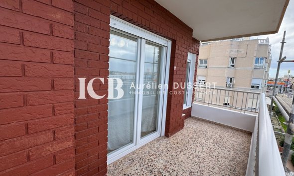 Revente - Appartement -
Punta Prima - Torrevieja