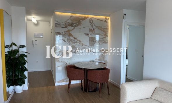 Revente - Appartement -
Punta Prima - Torrevieja