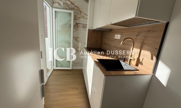 Revente - Appartement -
Punta Prima - Torrevieja