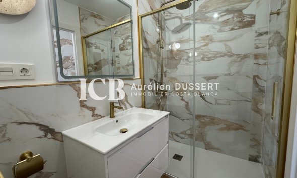 Revente - Appartement -
Punta Prima - Torrevieja