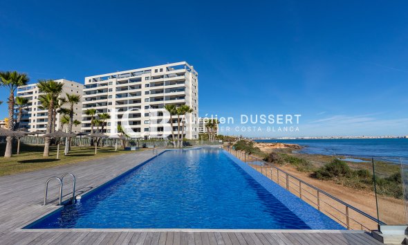 Revente - Appartement -
Punta Prima - Torrevieja