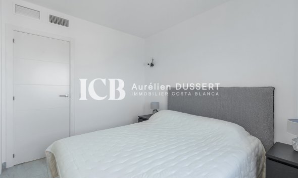 Revente - Appartement -
Punta Prima - Torrevieja