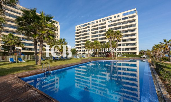Revente - Appartement -
Punta Prima - Torrevieja