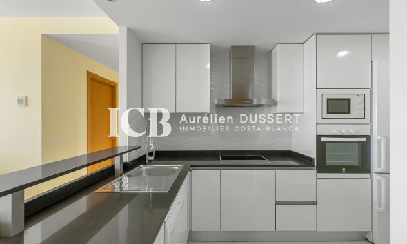 Revente - Appartement -
Punta Prima - Torrevieja