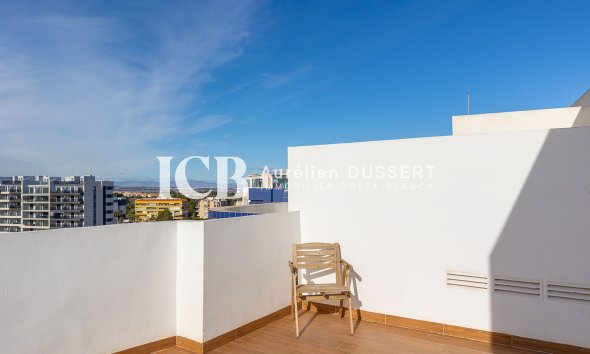 Revente - Appartement -
Punta Prima - Torrevieja