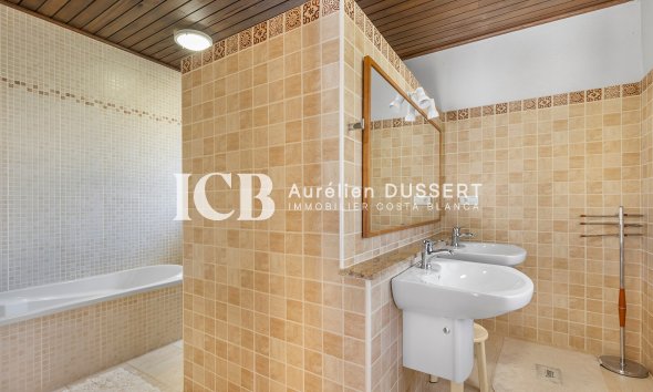 Revente - Maison individuelle -
Orihuela Costa - Lomas de Campoamor